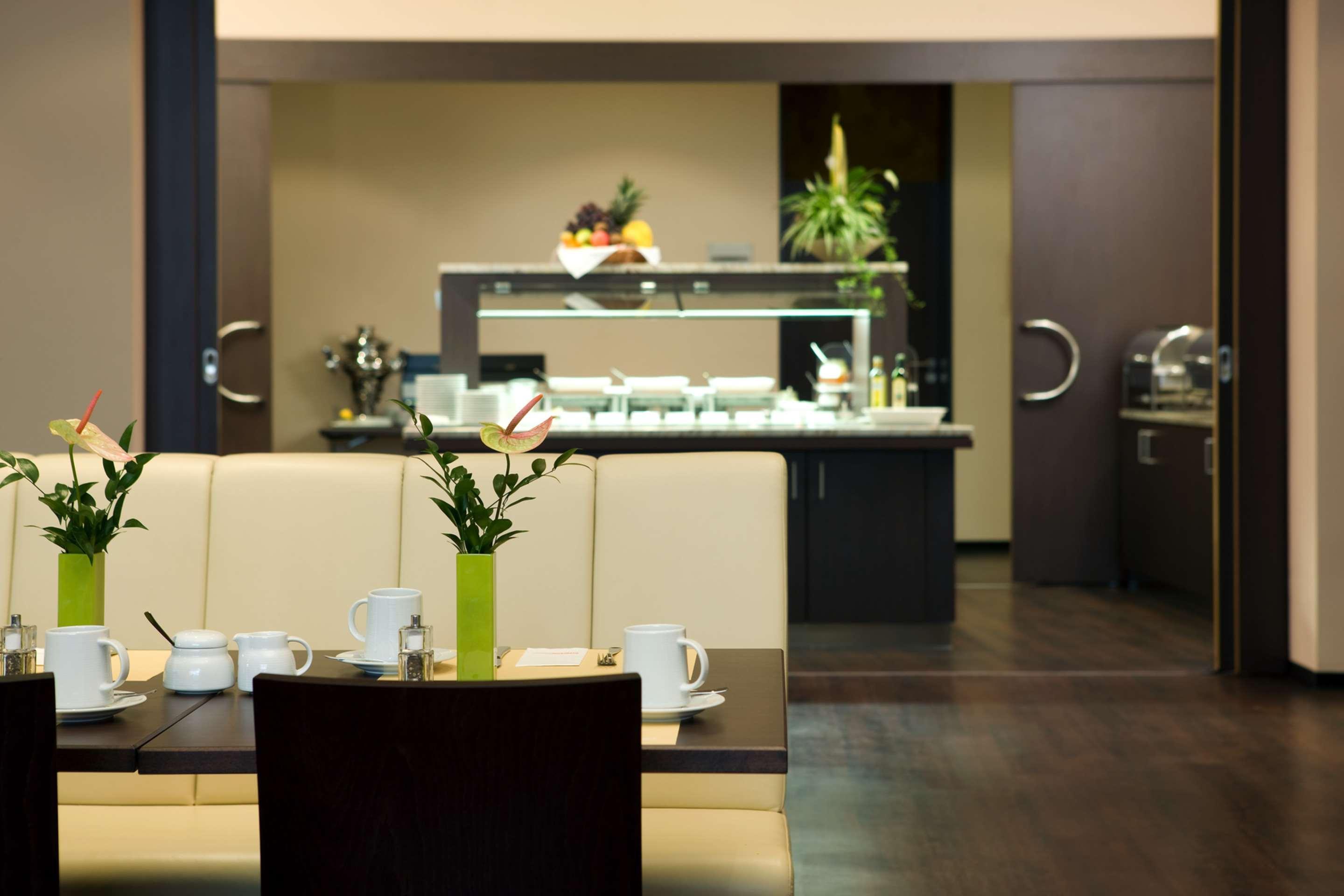 Intercityhotel Essen Exterior photo